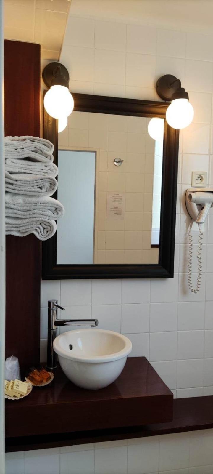 Le Relais Des Iles Hotel Coudeville Ngoại thất bức ảnh